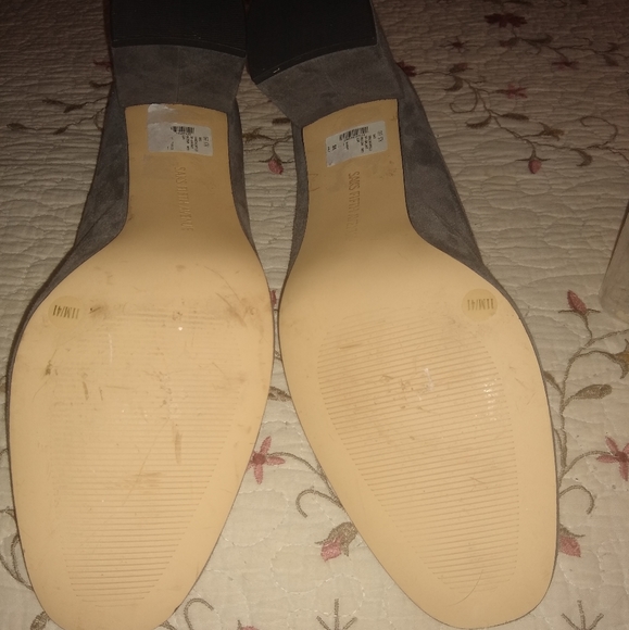 GREY HEELS FROM SAKs 5th. Classic - Picture 2 of 5